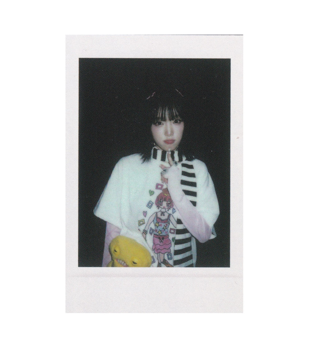 KARTA: YENA - 네모네모 - POLAROID VER. 1