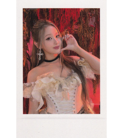 KARTA: KISS OF LIFE - WHO IS SHE - POLAROID VER. BELLE