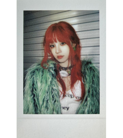 KARTA: YUQI [(G)I-DLE] - YUQ1 - STAR VER. / RABBIT VER. POLAROID 2